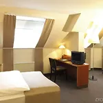 호텔 Spark By Hilton Stuttgart