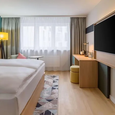 מלון Spark By Hilton Stuttgart 4*