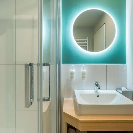 Spark By Hilton Stuttgart מלון