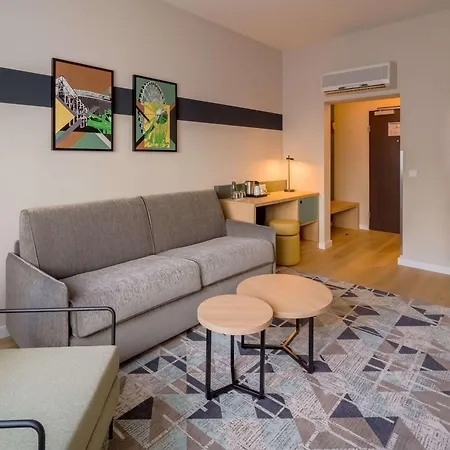 Spark By Hilton Stuttgart מלון 4*