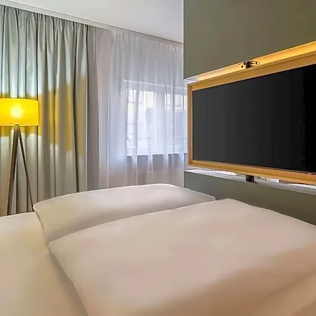 Szálloda Spark By Hilton Stuttgart 4*