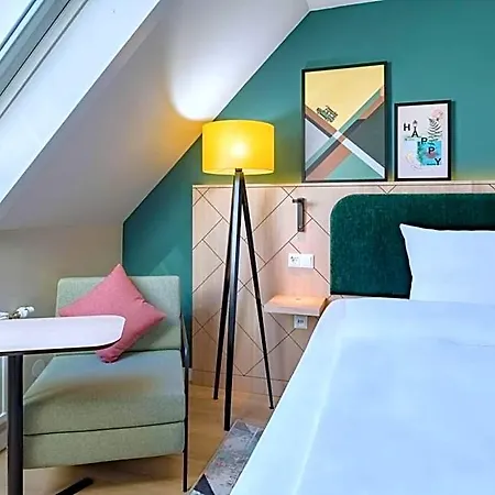 Szálloda Spark By Hilton Stuttgart 4*