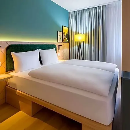 Spark By Hilton Stuttgart Szálloda Sindelfingen