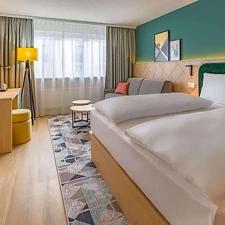 Spark By Hilton Stuttgart Szálloda 4*