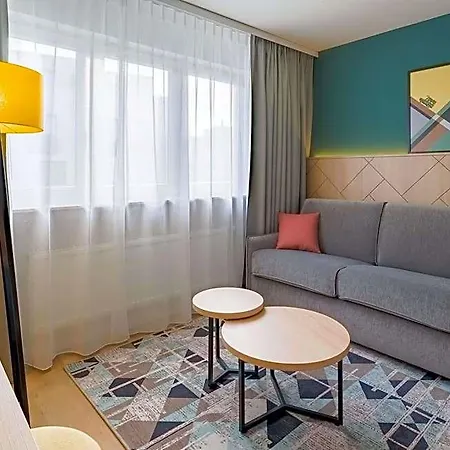 Spark By Hilton Stuttgart Szálloda 4*