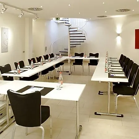 Szálloda Spark By Hilton Stuttgart Sindelfingen
