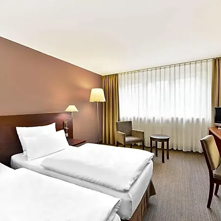 מלון Spark By Hilton Stuttgart סינדלפינגן