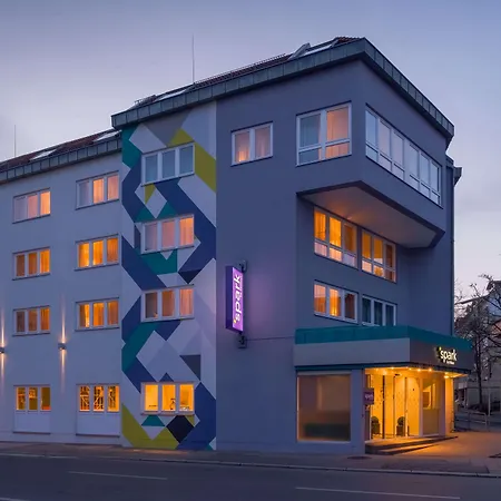 Spark By Hilton Stuttgart Otel