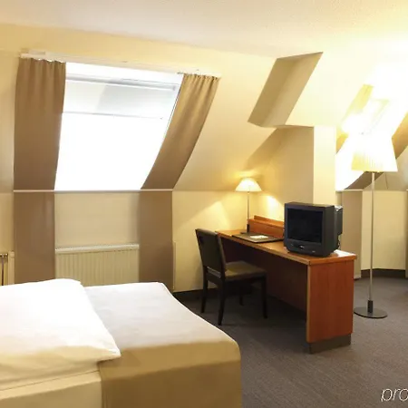 Hotel Spark By Hilton Stuttgart