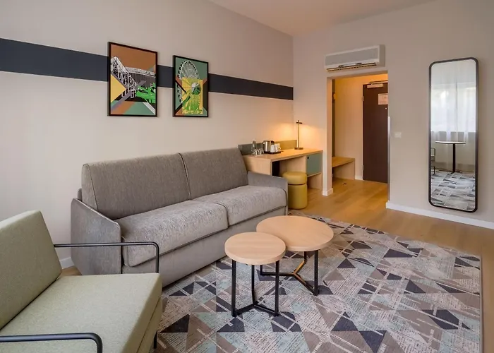 Hotel Spark By Hilton Stuttgart 4*